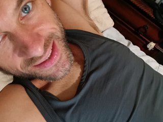SouthFLA Is Where I Live, I'm 37 Years Old