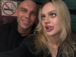 Viv-CarlyLive Webcam