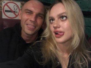 People Call Us Viv-Carly! We Are Blonde And A Sex Chat Pleasing Couple Is What We Are