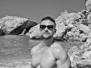 I'm 29 Yrs Old And At BongaCams People Call Me FloydC1