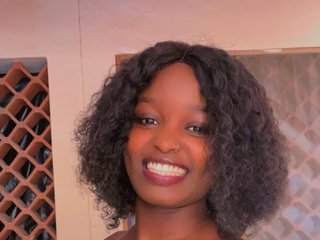 I Am A Blonde And I'm A Camming Attractive Gal