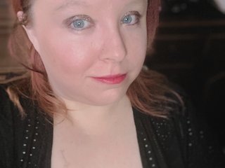A Sex Cam Pretty Bimbo Is What I Am And I Am A Redhead