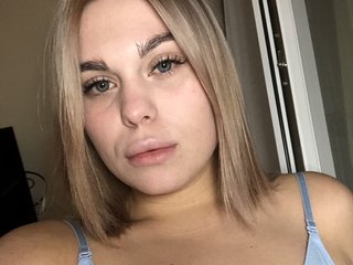 I'm A Sex Webcam Luscious Chick! At BongaCams I'm Named LesleyWrite