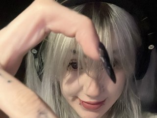 I'm 19, My Model Name Is Vipervvs