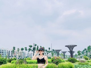 I'm 27, I Live In Quang Ninh, My BongaCams Model Name Is Hana-Naughty23