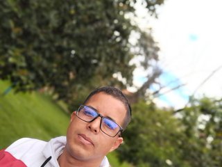 Caracas Is Where I Come From And 35 Is My Age! At BongaCams People Call Me Gusvenezuela