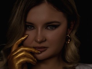 A Webcam Gorgeous Bimbo Is What I Am And I'm 19 Years Of Age And At BongaCams People Call Me Misti-Bright