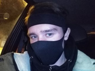 People Call Me Delideli000, I'm 23 Years Old