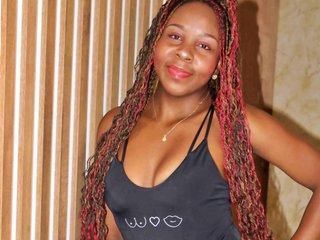 I Am A Brunette! I'm 22 Years Old And I'm A Sex Chat Dreamy Hottie