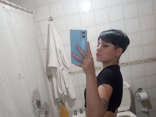I'm 24 Yrs Old And My BongaCams Name Is Jazmilkxxx And I'm A Live Chat Easy Chick