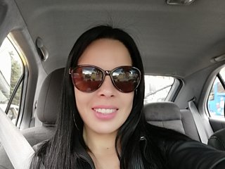I'm A Live Cam Suave Honey! My Age Is 28 Years Old