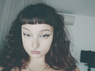 People Call Me IlyaHarvey And I'm 19 And I'm A Camwhoring Engaging Gal