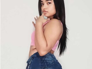 I'm A Camwhoring Good-looking Gal And 19 Is My Age