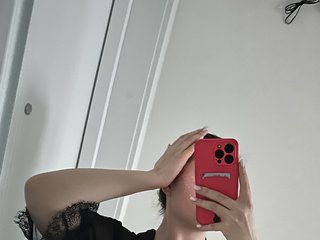 I'm 25 And I'm A Webcam Hot Gal