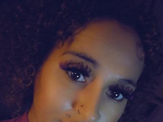 A Webcam Beautiful Sweet Thing Is What I Am And My Age Is 25 Yrs Old