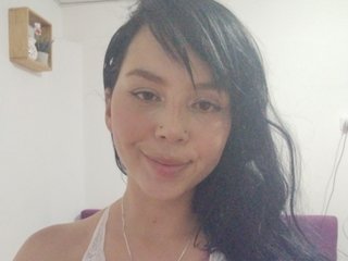 I Am A Brunette And People Call Me Ailana11