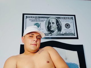 I Live In Medellin! 28 Is My Age