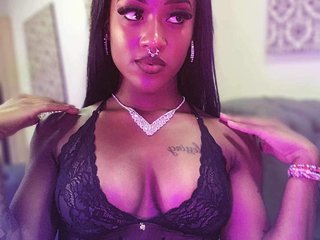 I'm A Sex Chat Cute Babe! At BongaCams People Call Me Little-april