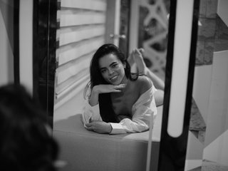 I'm 28 Yrs Old! I'm A Live Webcam Pretty Woman