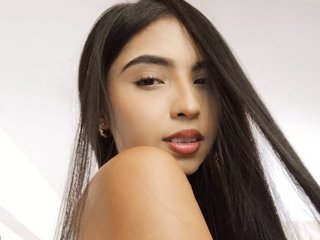 I'm A Webcam Stunning Lady And I'm 18! Medellin Is Where I Come From