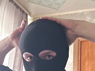 People Call Me FeelMeInside! 25 Is My Age