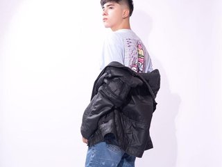 I Am A Brunette, My Model Name Is Autin-hot19