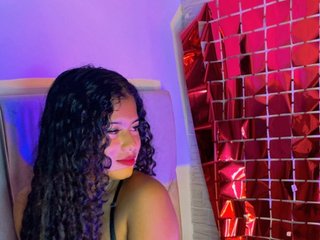 I'm 18 Years Old And A Cam Graceful Babe Is What I Am! I Am A Brunette