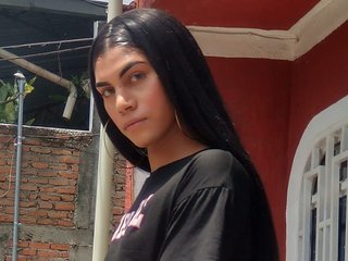 I Am Named Asleypaolasex And I'm 20 Yrs Old, I'm A Camming Stunning Trans