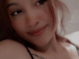 Watch Tiffany-naughty19 live on cam at BongaCams