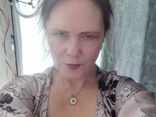 I'm A Live Chat Irresistible Babe And I'm 46 Years Old