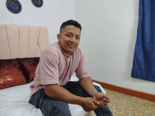 I Come From MedellÃ­n And My BongaCams Model Name Is Astorb And I Am A Brunette
