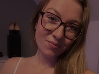 I'm 24 Years Of Age And I'm A Camming Lovable Gal, I Am A Redhead