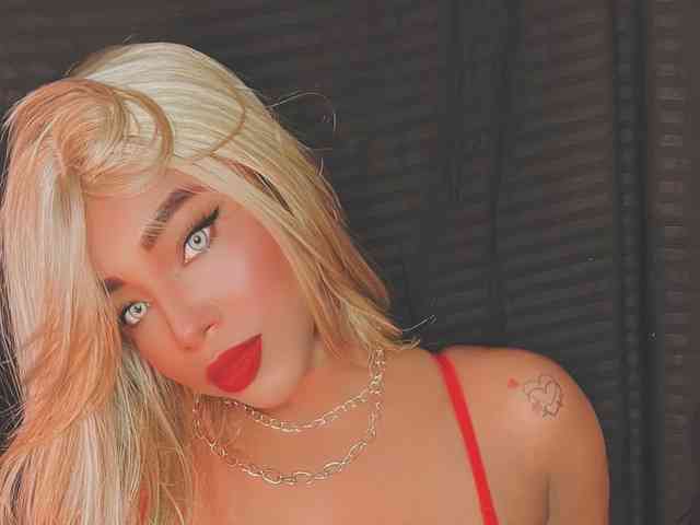 kylieboobs24