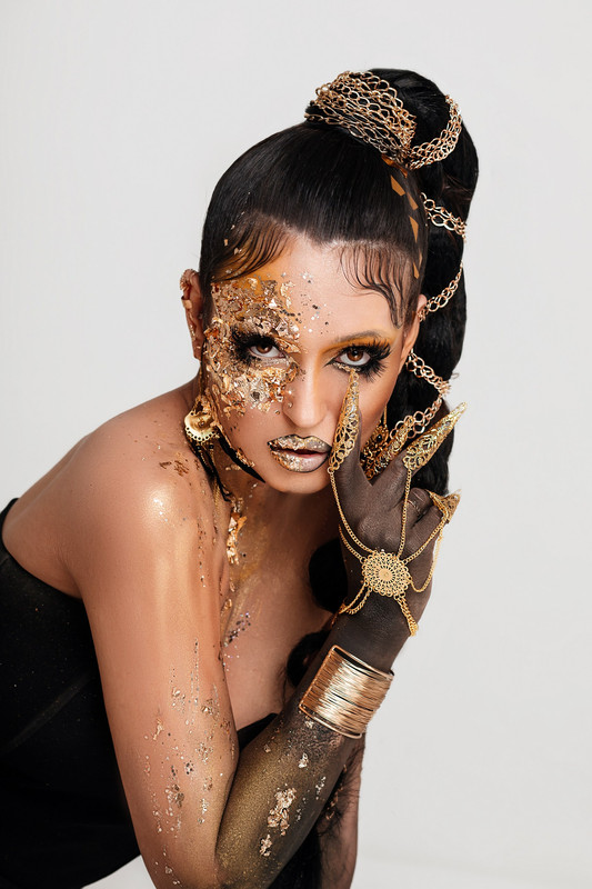 Exclusive 18+ Content