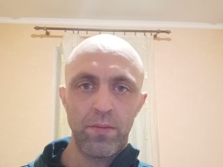 I Am A Blonde, My Age Is 39 Yrs Old 2