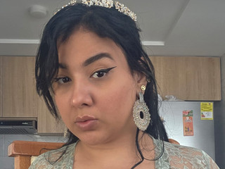 💚☘I am a sexy and floral earth mother💚☘