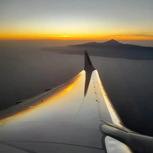 move to the Canaries