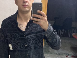 My Age Is 29 Years Old And My BongaCams Name Is Ky3aaa! I Am A Brunette
