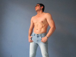 I Am A Brunette And I Come From Lima And People Call Me Nick-26