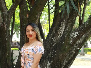 At BongaCams I'm Named Roccyyleyy And I'm 35 Years Old! A Camwhoring Pretty Woman Is What I Am