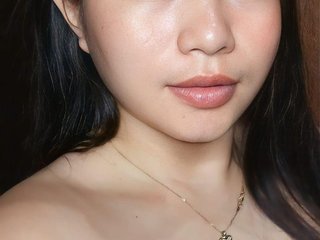 I'm 19 Years Of Age And A Camwhoring Easy Gal Is What I Am