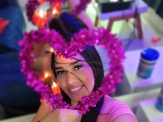 I Live In Mosquera! I'm A Live Cam Appealing Honey! I Am A Brunette