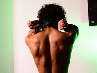 Welcome to My room I'm Dragon