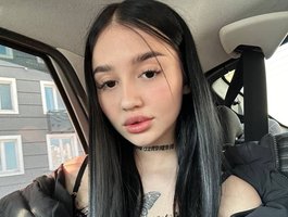 HellaNeverlunLive Webcam