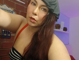 Evelyn-mature19 profile