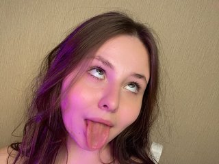 People Call Me Hahaha1ha, I Am A Brunette, I'm 18 Yrs Old