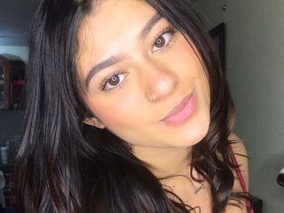 My Age Is 20 Years Old! I'm A Camwhoring Sexy Bimbo And MedellÃ­n Is Where I Live