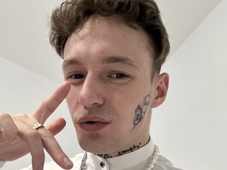 My BongaCams Model Name Is Den-Magic! 20 Is My Age