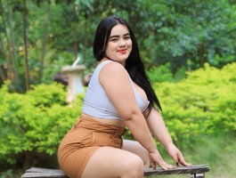 LUCIANA-MONTERO profile