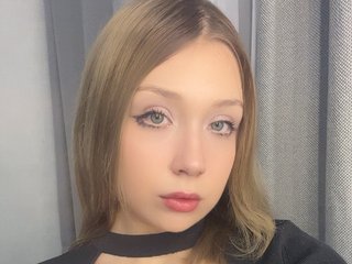 A Camwhoring Lovable Sweet Thing Is What I Am! My BongaCams Name Is Juicycherry777